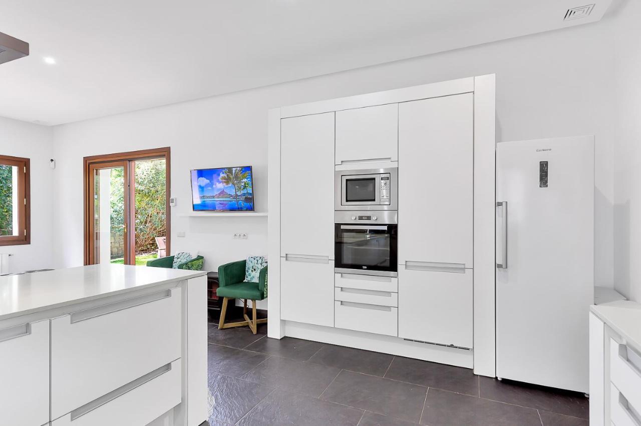 Villa Yolo Spaces - Sotogrande - White House San Roque (Andalucia)
