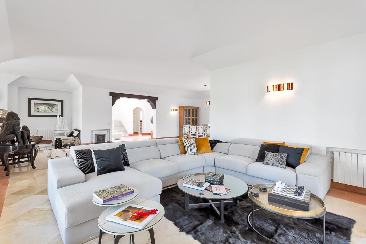 Yolo Spaces - Sotogrande - White House Villa *
