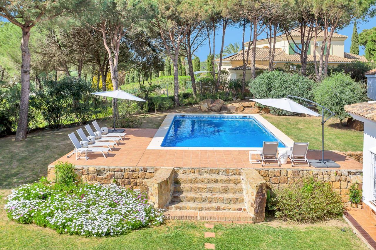 Yolo Spaces - Sotogrande - White House Villa *