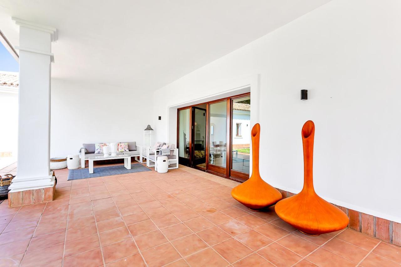 Yolo Spaces - Sotogrande - White House Villa