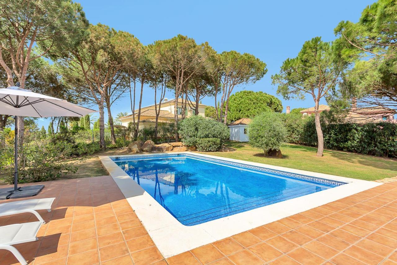 Yolo Spaces - Sotogrande - White House Villa