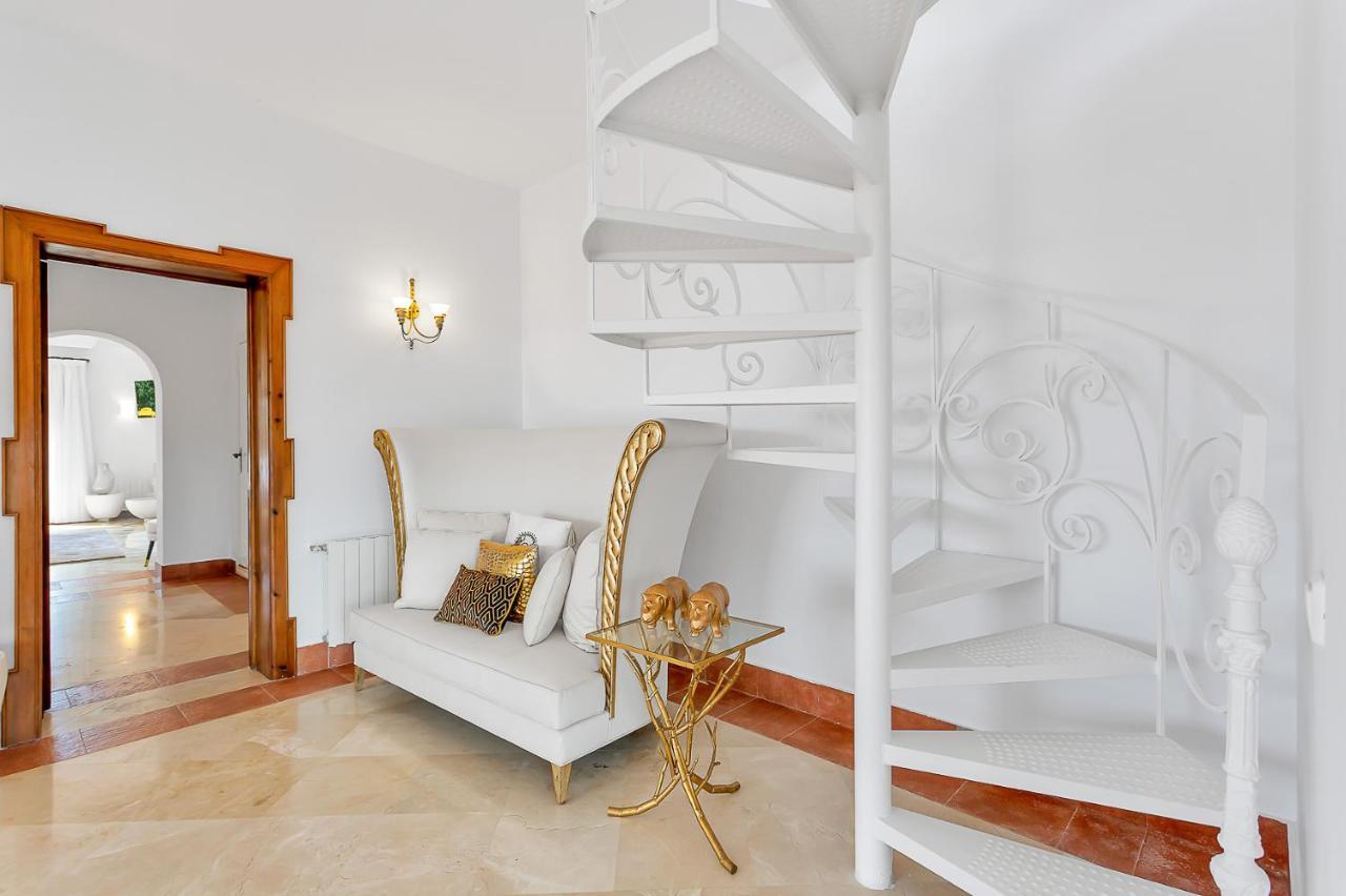 Yolo Spaces - Sotogrande - White House San Roque (Andalucia)