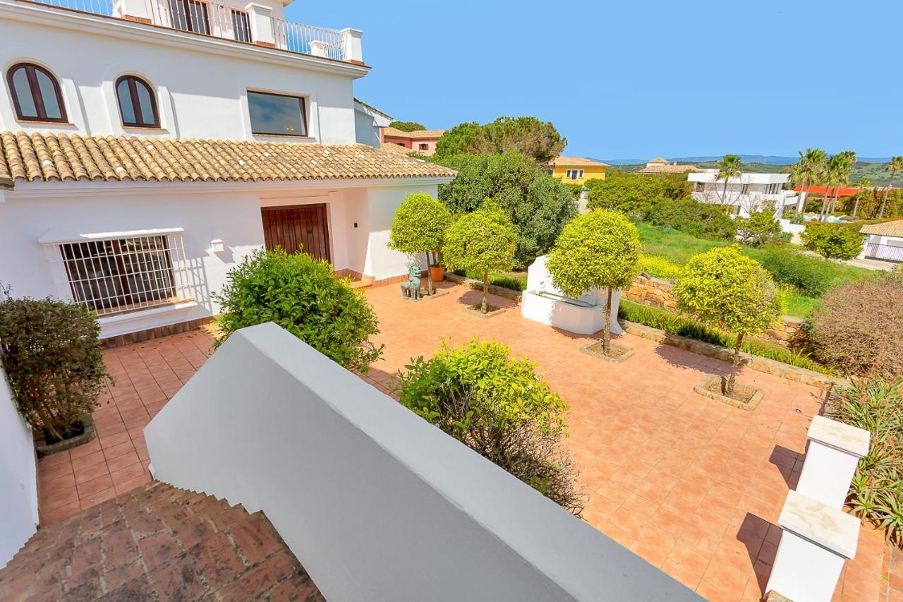 Villa Yolo Spaces - Sotogrande - White House *