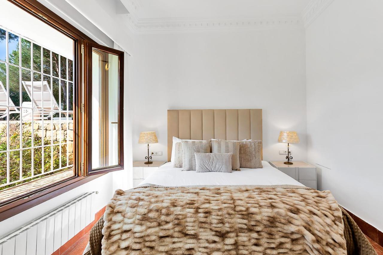 Villa Yolo Spaces - Sotogrande - White House