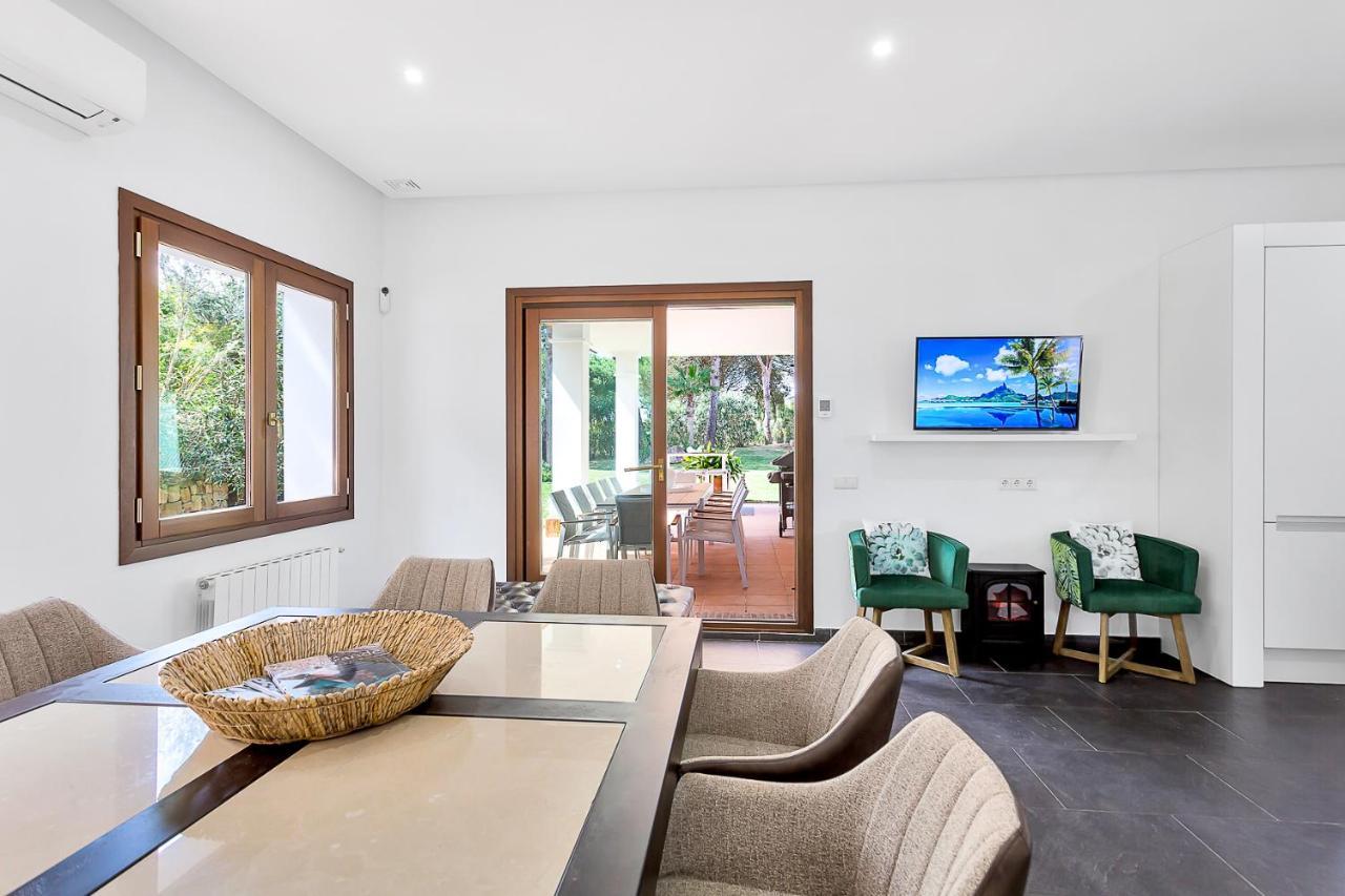 Yolo Spaces - Sotogrande - White House Villa San Roque (Andalucia)