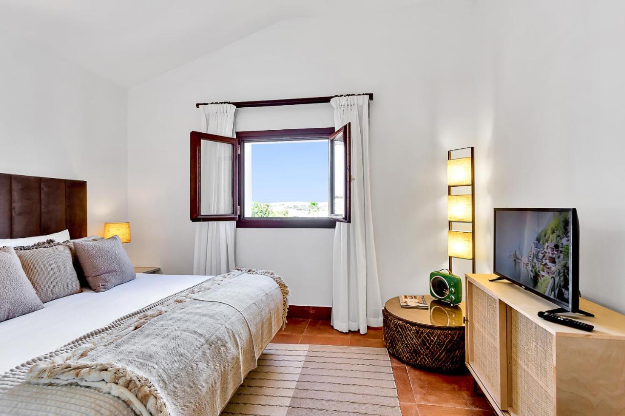 Villa Yolo Spaces - Sotogrande - White House San Roque (Andalucia)