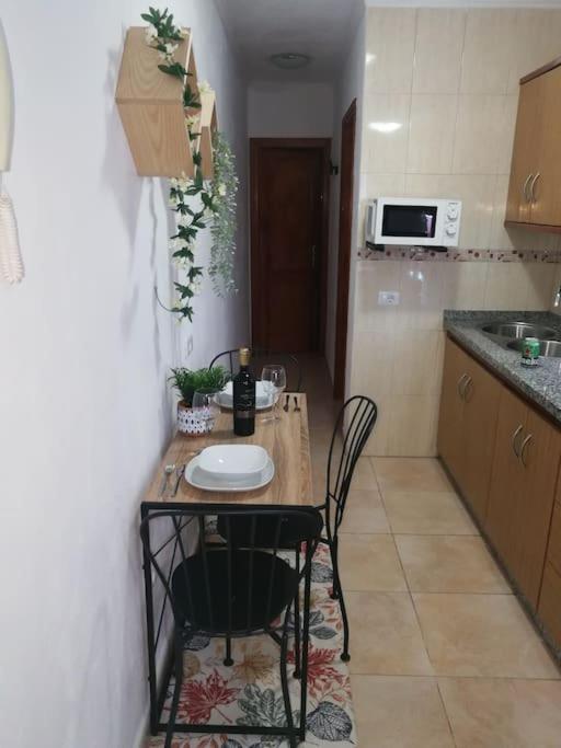Acogedor Atico Con Terraza En * La Laguna (Tenerife)