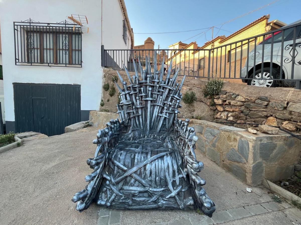 Torreon De Manuela La Calahorra