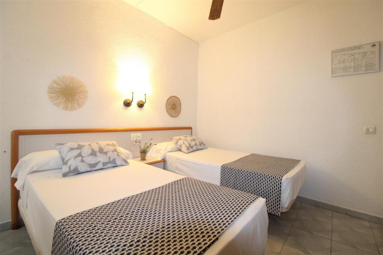 Hotel Canada 2*