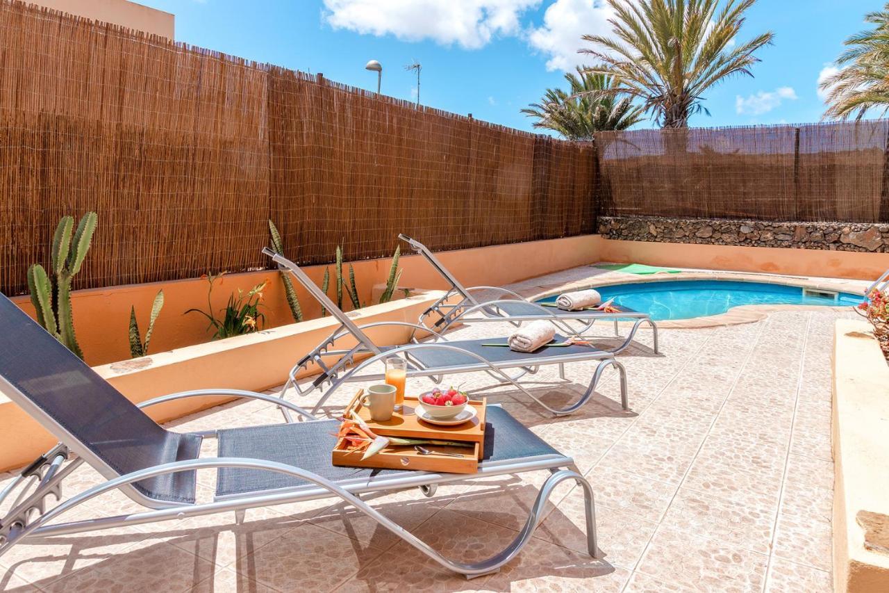 Holidayvilla Tropical - Bbq , Pool , Garden By Holidays La Oliva