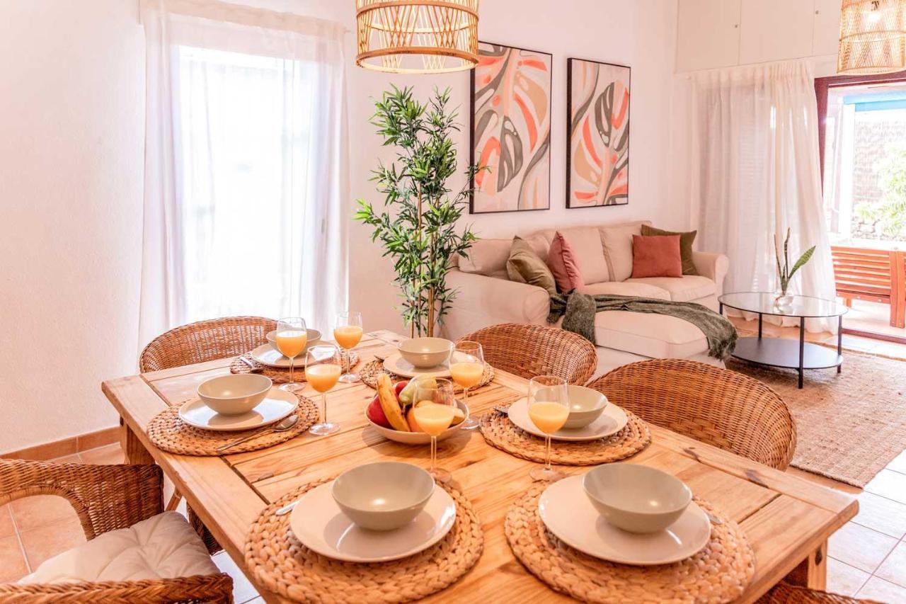 Holidayvilla Tropical - Bbq , Pool , Garden By Holidays * La Oliva
