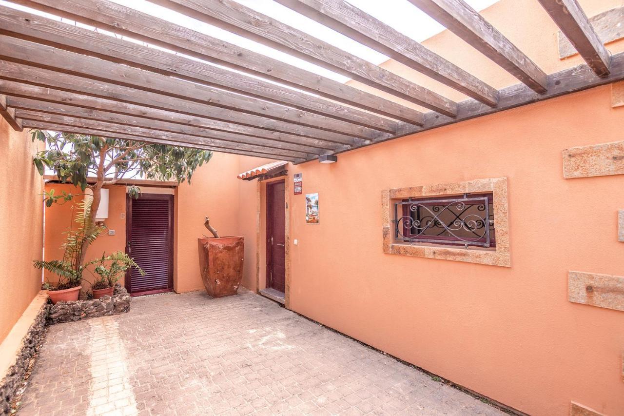 Holidayvilla Tropical - Bbq , Pool , Garden By Holidays La Oliva