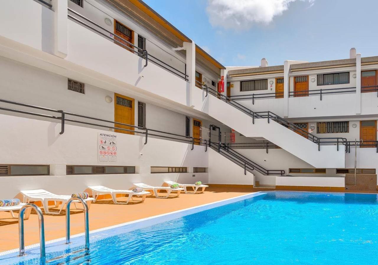 Stylish Flat And Pool With 3 Rooms, Sleeps 6, Cristianos Apartamento *