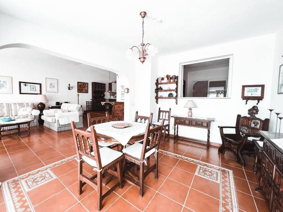 Charming Spanish Style Bungalow, Bbq,wf,terrace Mir09 Costa Adeje (Tenerife)