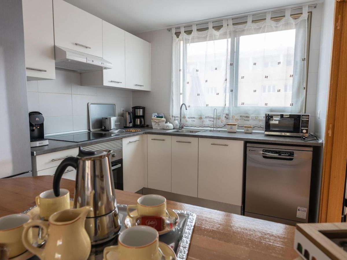 Apartamento Muy Equipado, Familiar Con Piscina, Terraza Y Barbacoa *