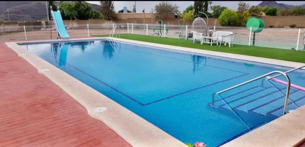 Villa Aguilas Águilas