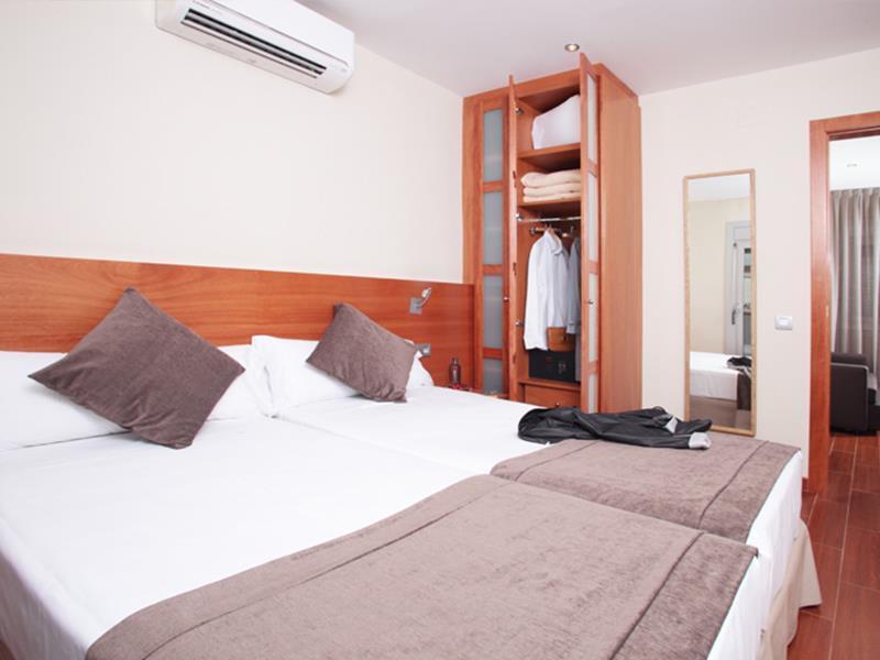 Apartamento Turisticos Madanis