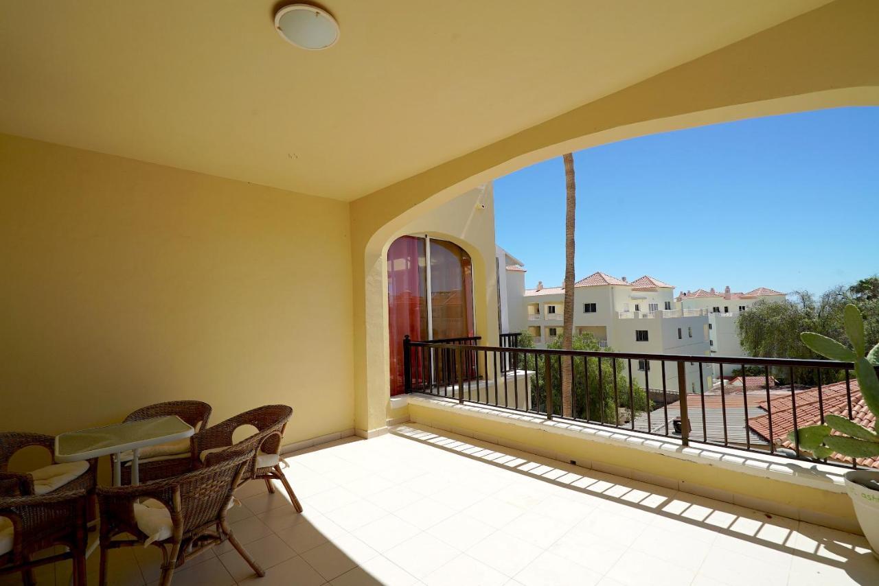 Spacious In Golf Del Sur Apartamento *