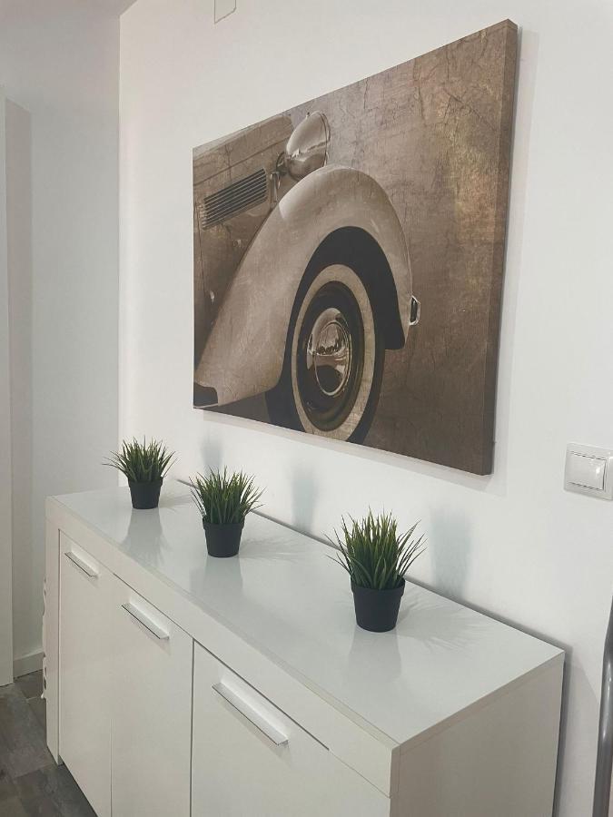Piso En El Centro Del Vendrell. Entero. Apartment *