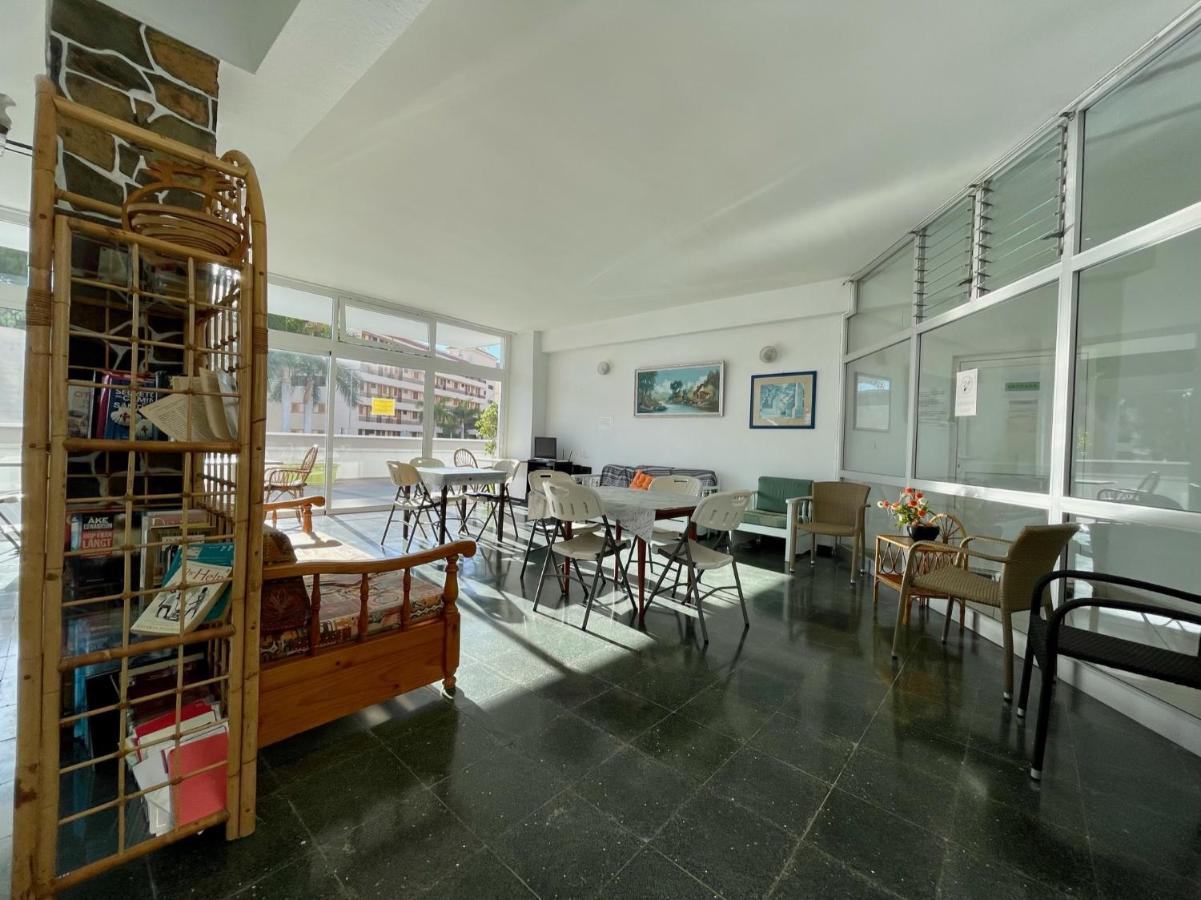 Beachfront With Ocean Views Apartment Los Cristianos (Tenerife)