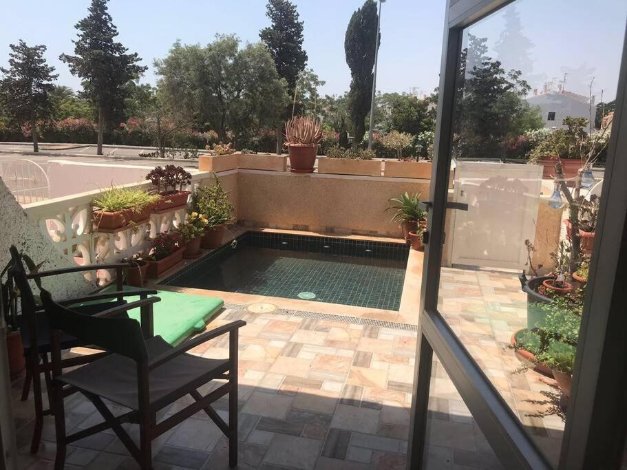 Spacious 2 Bedroom W/ Own Pool 5 Minutes Walk To Beach Holiday home *