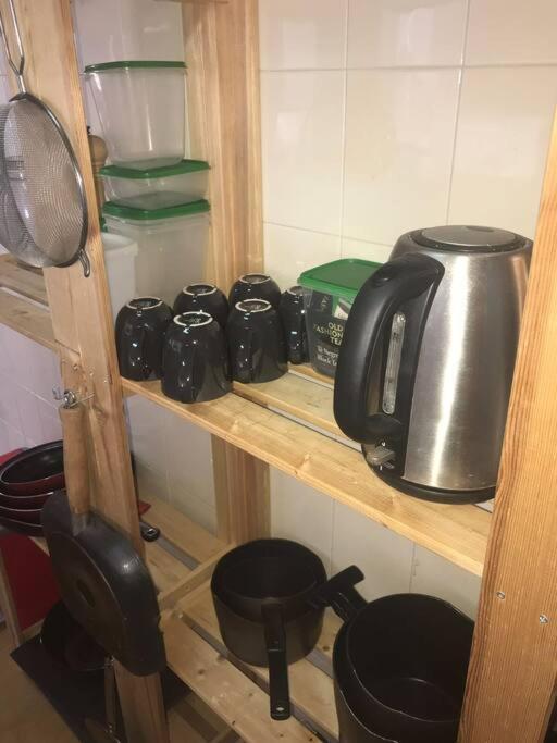 Spacious 2 Bedroom W/ Own Pool 5 Minutes Walk To Beach