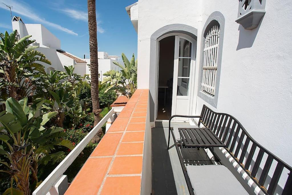 Beautiful And Quiet Family Townhouse In Great Location Сasa de vacaciones