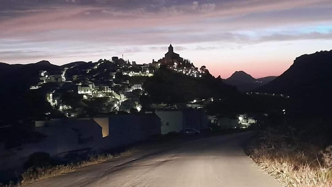 Casa La Serena * Iznájar