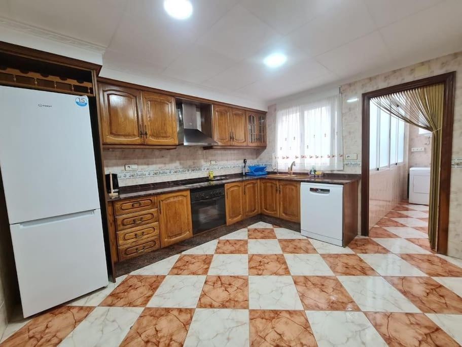 Apartamento En Playa Levante Apartment *