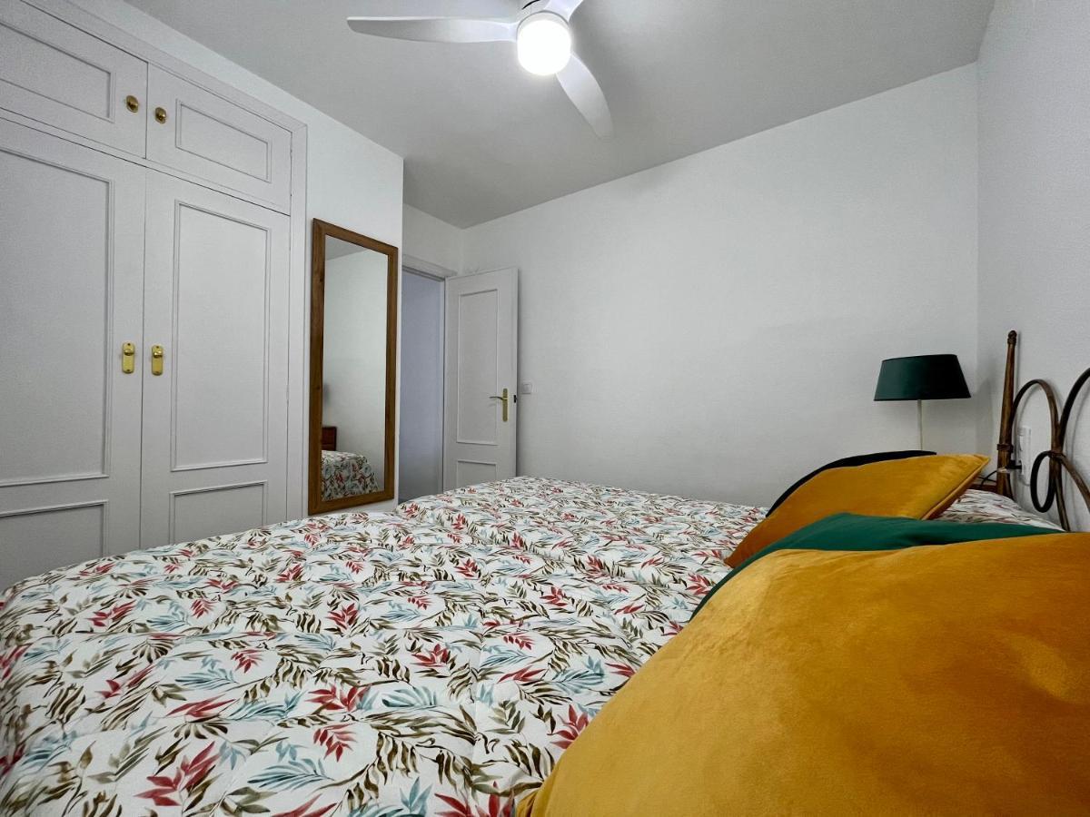 Modern On The With Pool Apartamento *