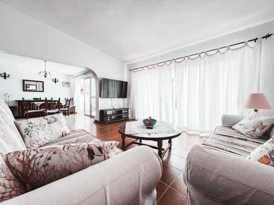 Apartamento Charming Spanish Style Bungalow, Bbq,wf,terrace Mir09 Costa Adeje (Tenerife)