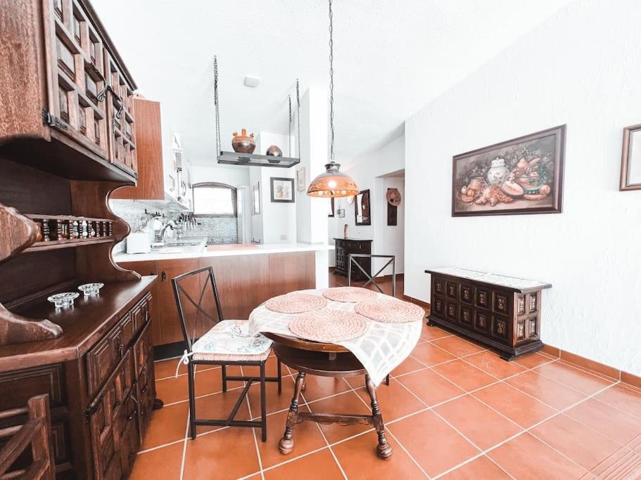 Charming Spanish Style Bungalow, Bbq,wf,terrace Mir09 Apartamento *