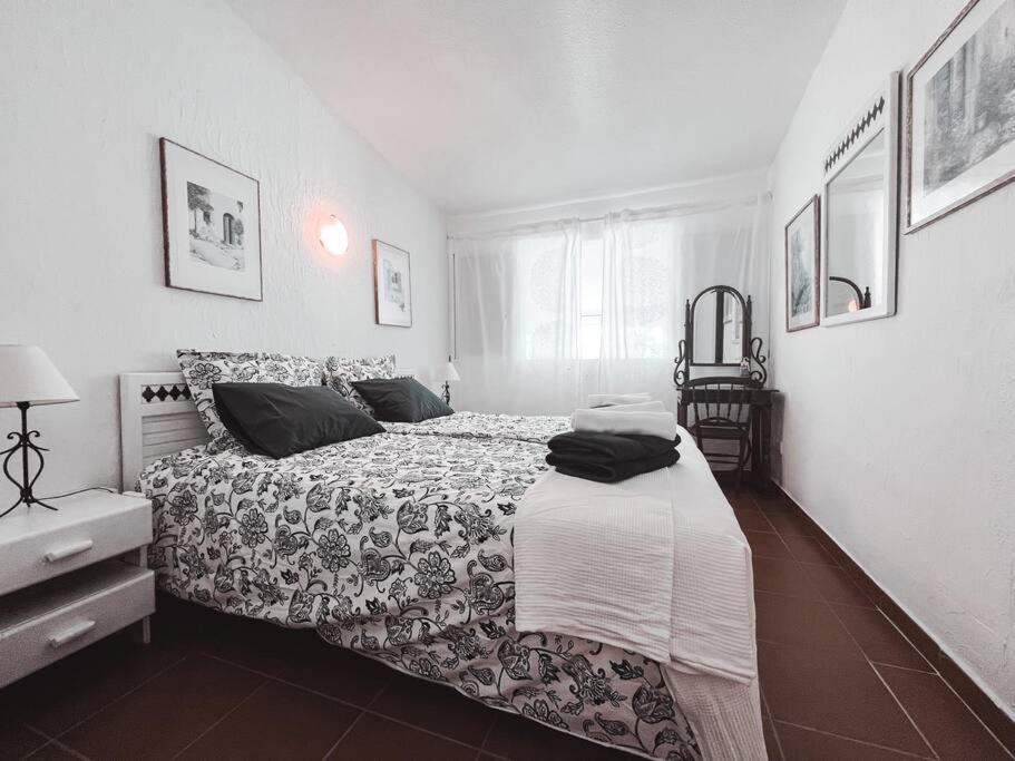 Charming Spanish Style Bungalow, Bbq,wf,terrace Mir09 Costa Adeje (Tenerife)