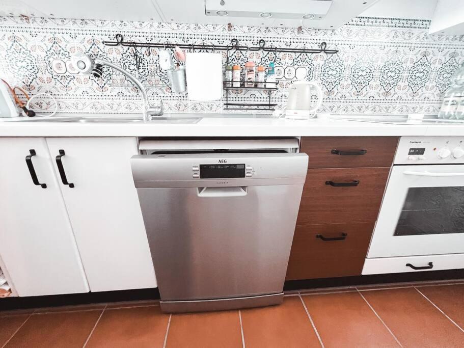 Charming Spanish Style Bungalow, Bbq,wf,terrace Mir09 Costa Adeje (Tenerife)