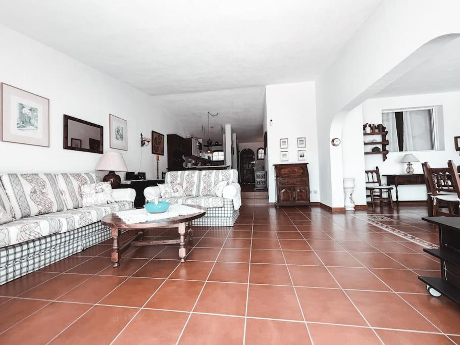 Apartamento Charming Spanish Style Bungalow, Bbq,wf,terrace Mir09 *
