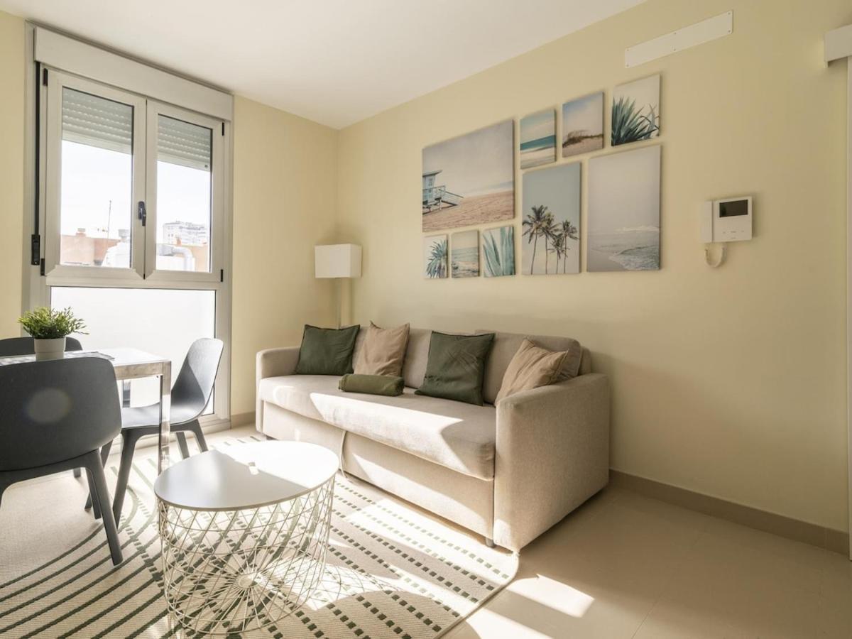 Nuevos Lightbooking Livian Palmas Apartment *