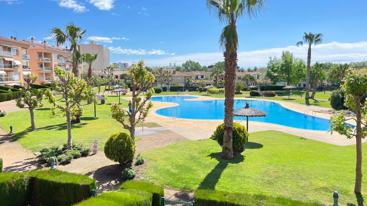 La Bovila With Exceptional Yard Apartment