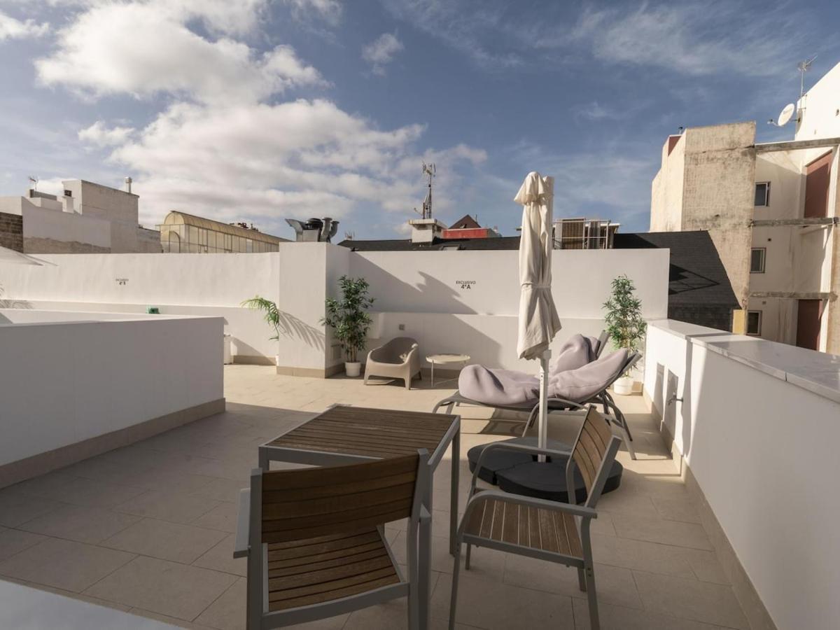 Nuevos Lightbooking Livian Palmas Apartment