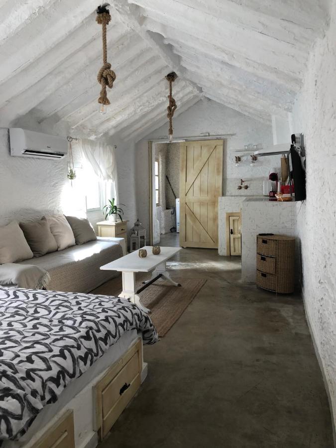 Arya's Nest *