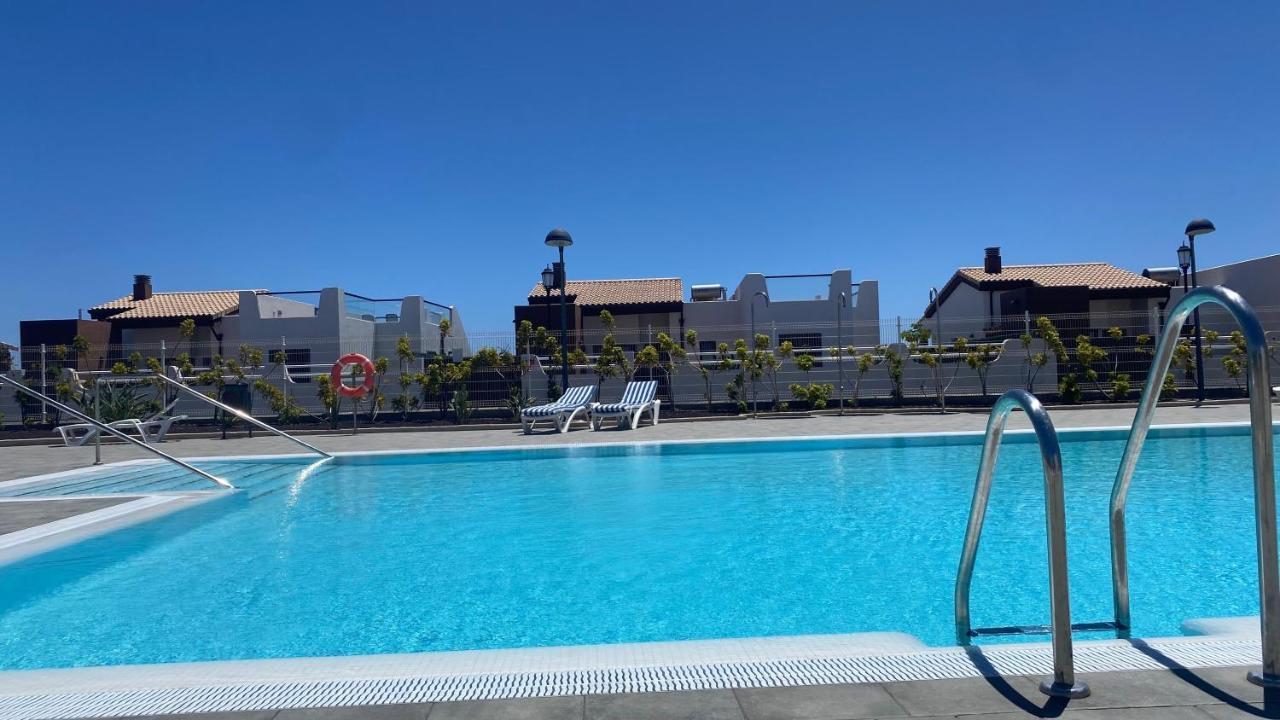 Sunny Luxury With Two Great Sunny - Level Terraces, Two Swimming Pools, In A New Complex Pueblo Majorero, Close To Fuerteventura Golf Club, Next To The , Atlantico Shopping Mall And Casino In Apartamento Caleta de Fuste