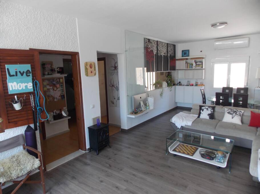 Spacious 2 Bedroom W/ Own Pool 5 Minutes Walk To Beach Holiday home *