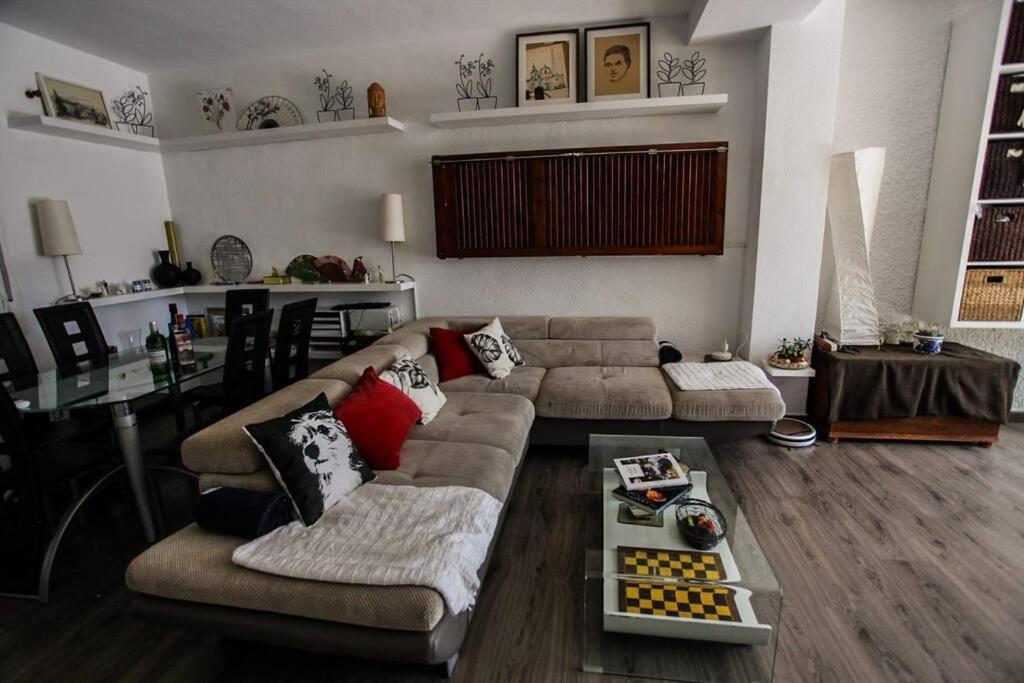 Holiday home Spacious 2 Bedroom W/ Own Pool 5 Minutes Walk To Beach Campoamor