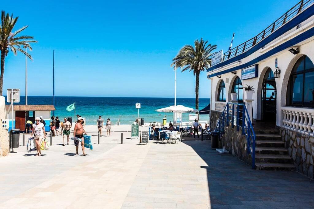 Spacious 2 Bedroom W/ Own Pool 5 Minutes Walk To Beach Holiday home *