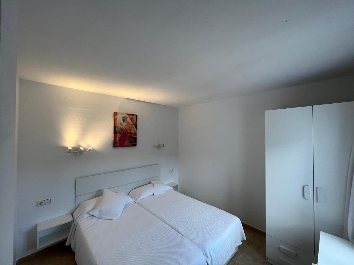 Apartahotel Vista Vedrá 3*