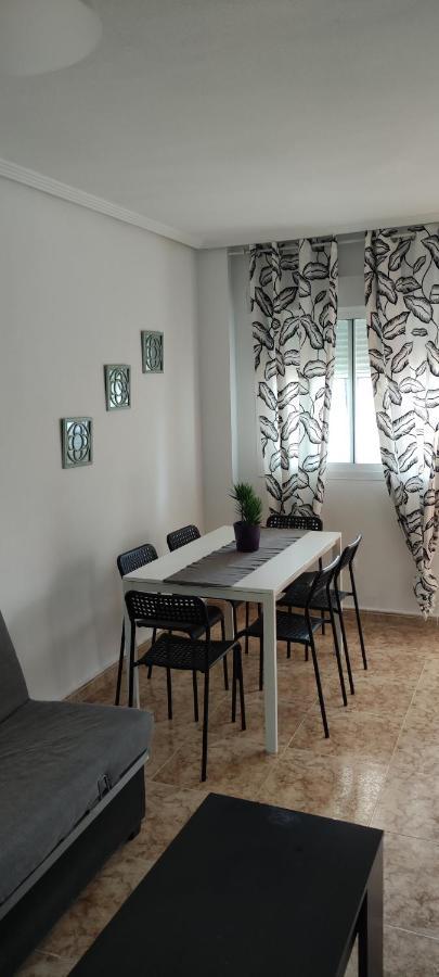 Orihuela Beach Apartment *
