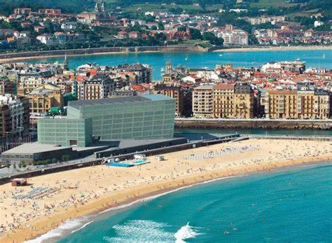 Apartamento Playa Zurriola 500 Meters To Zurriola And Size 90m2 *