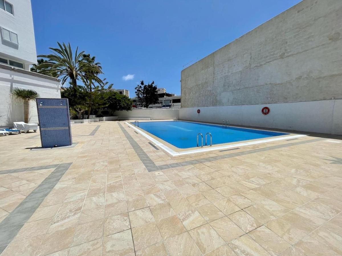 Beachfront With Ocean Views *