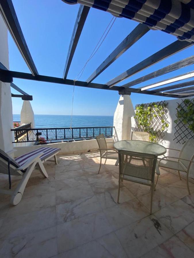 Beachfront Calahonda