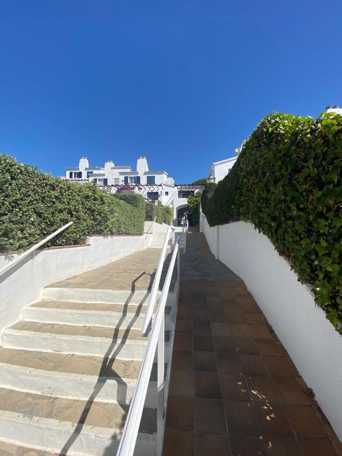Beachfront Calahonda Apartamento Sitio de Calahonda