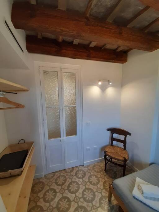 Feelhomevic. Atico Con Terraza En Centro Historico * Vic
